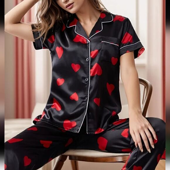 Women's Red Heart Print Black Pajama Set, Sleepwear and loungewear - Picture 6 of 12